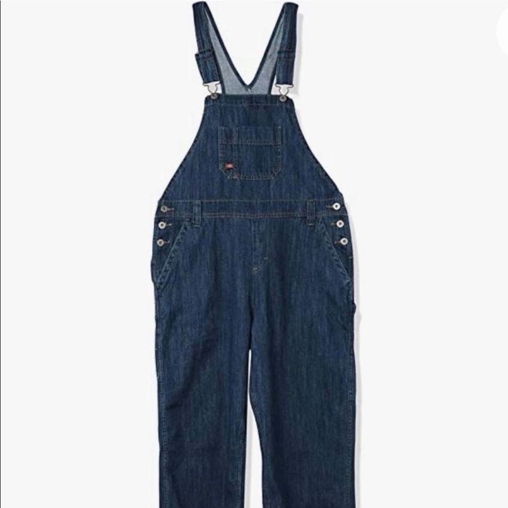 Brand new overalls too big for me